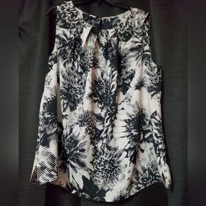Sleeveless Black and White Talbots Collared Blouse SZ 16